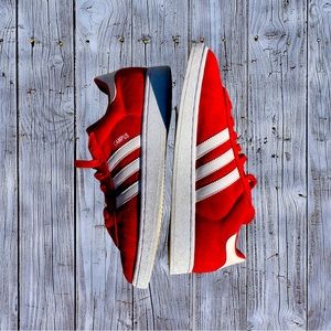 Adidas Campus red